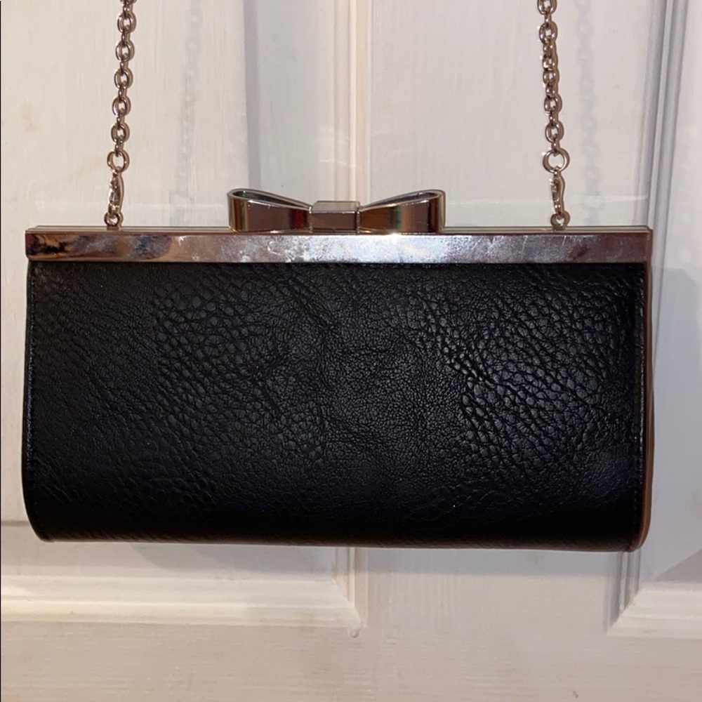 Black purse